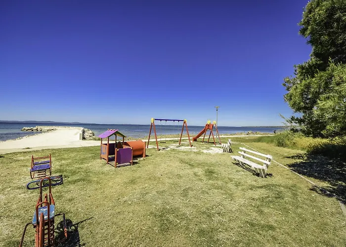 Neue Steinvilla Mit Beheiztem Pool In Strandnaehe By Interhome *